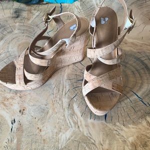 Super Cute Cork BP Wedge Sandal Size 5